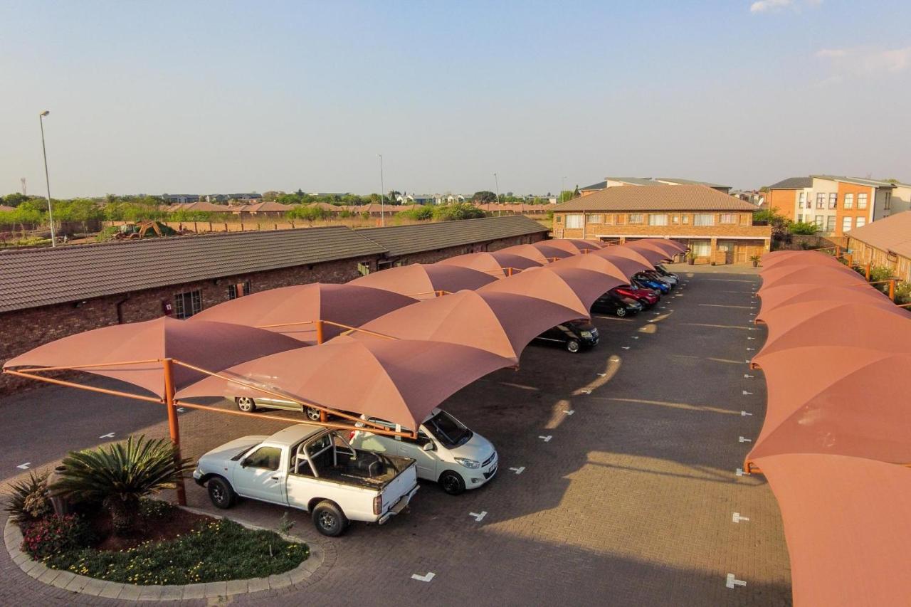 Rudman Townhouses - Family Apartment Boksburg Exterior foto